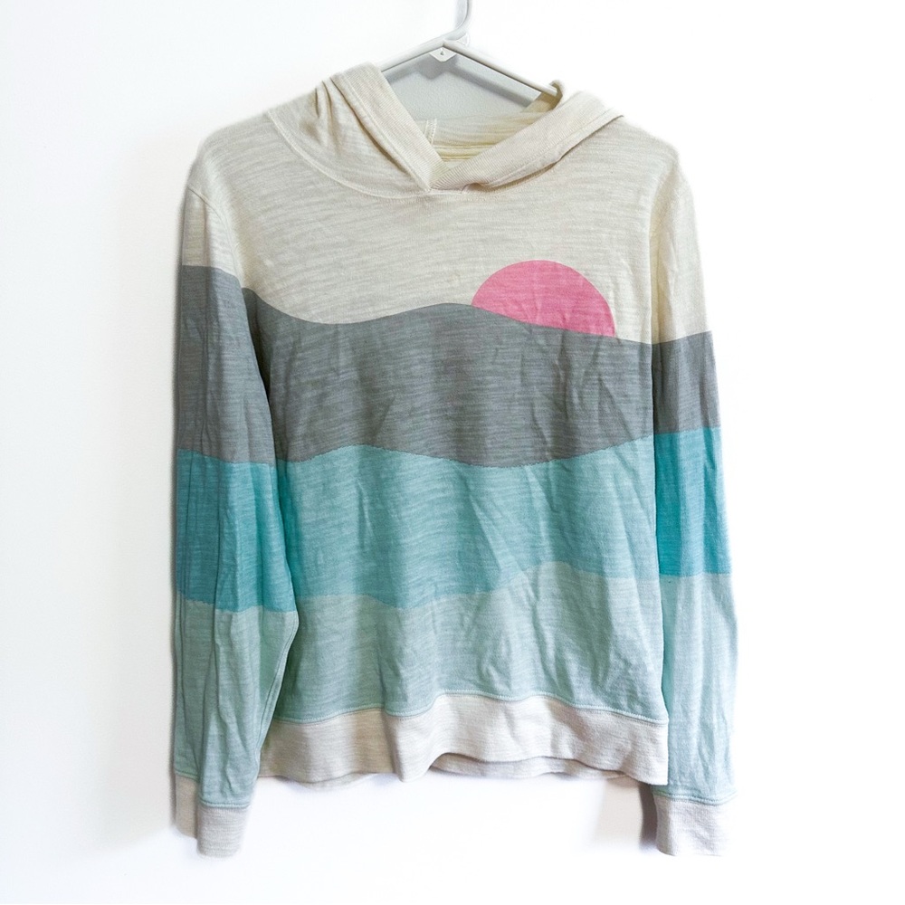 Faherty sun and waves hoodie long sleeve tee size L large cotton beach cover